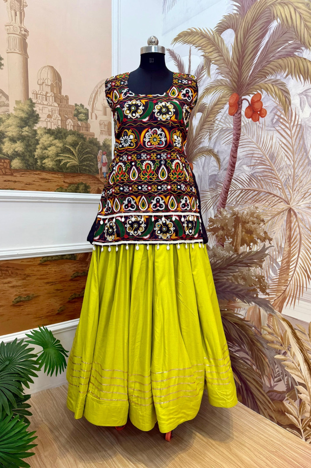 Desi Pardesi Creations – Exclusive Real Modeling Lehenga Choli Set