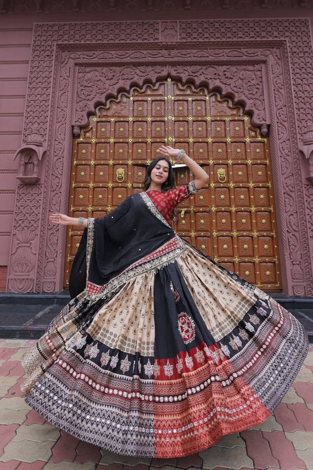 Exclusive Full Stitched Lehenga with Blouse – Navratri Special