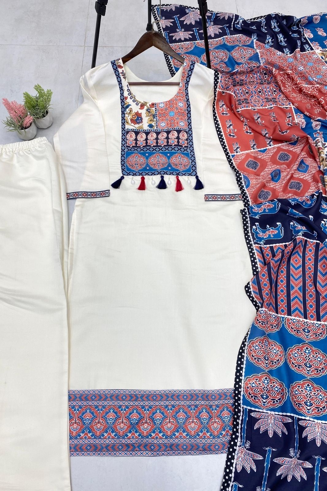 Designer Exclusive Roman Silk Suit Set