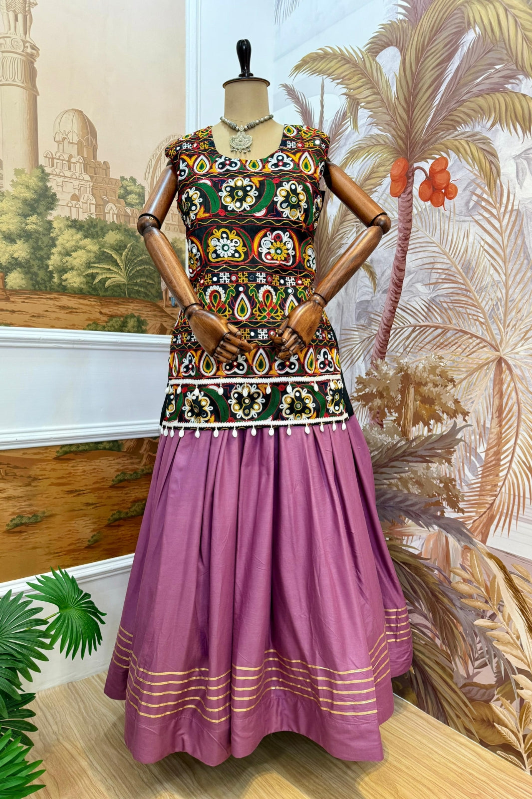 Desi Pardesi Creations – Exclusive Real Modeling Lehenga Choli Set