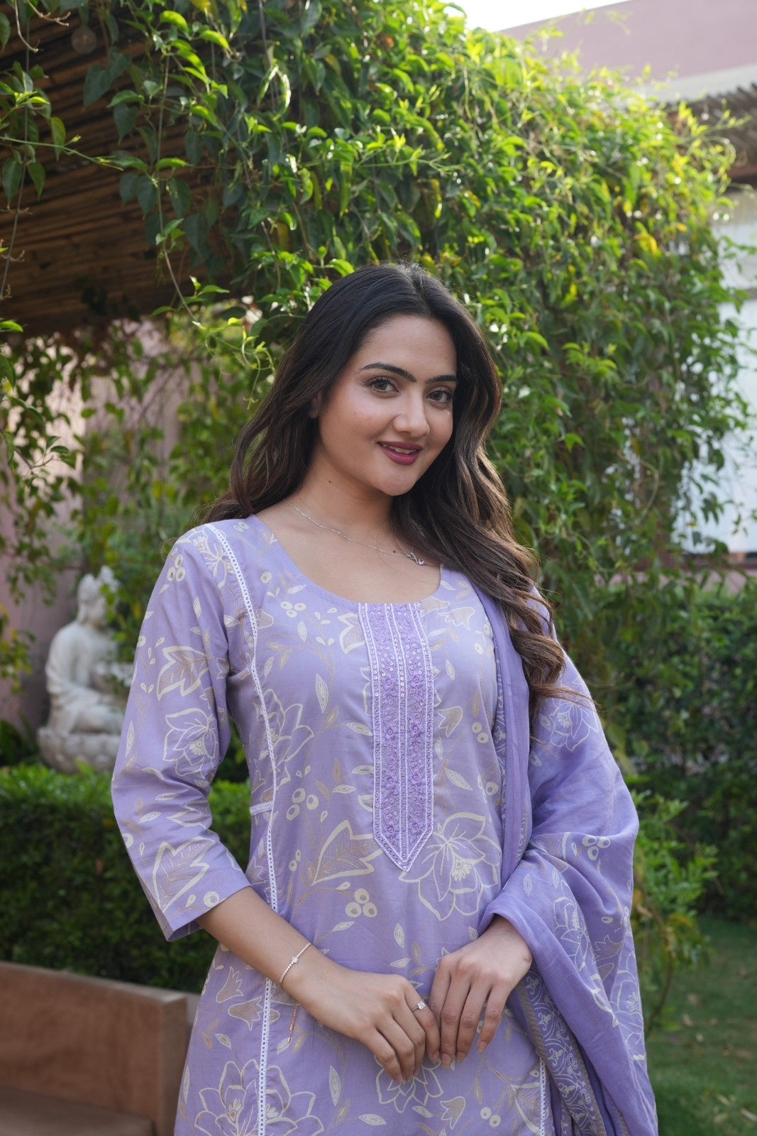 Lavender Floral Ethnic Set – Kurta, Pant & Dupatta
