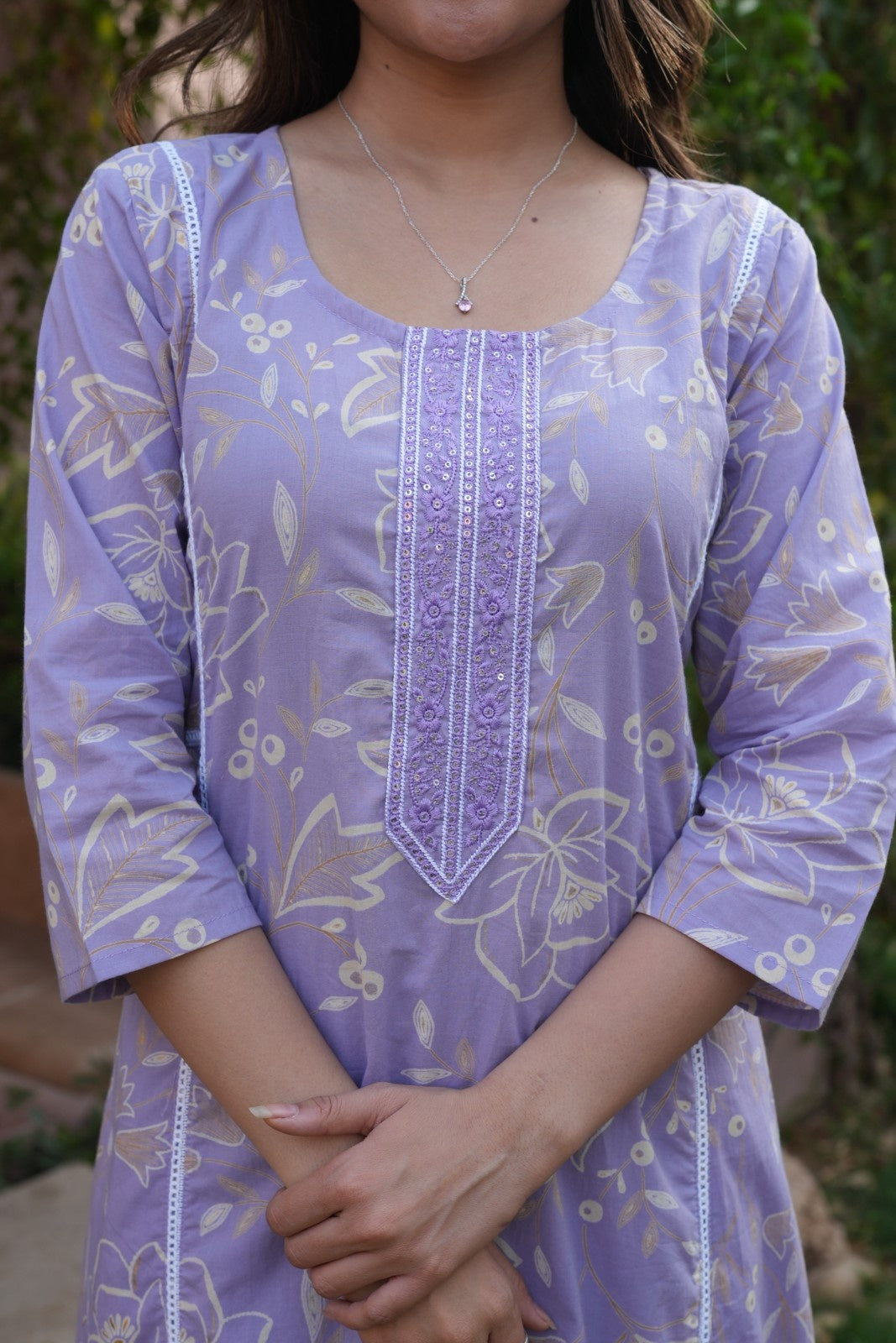 Lavender Floral Ethnic Set – Kurta, Pant & Dupatta