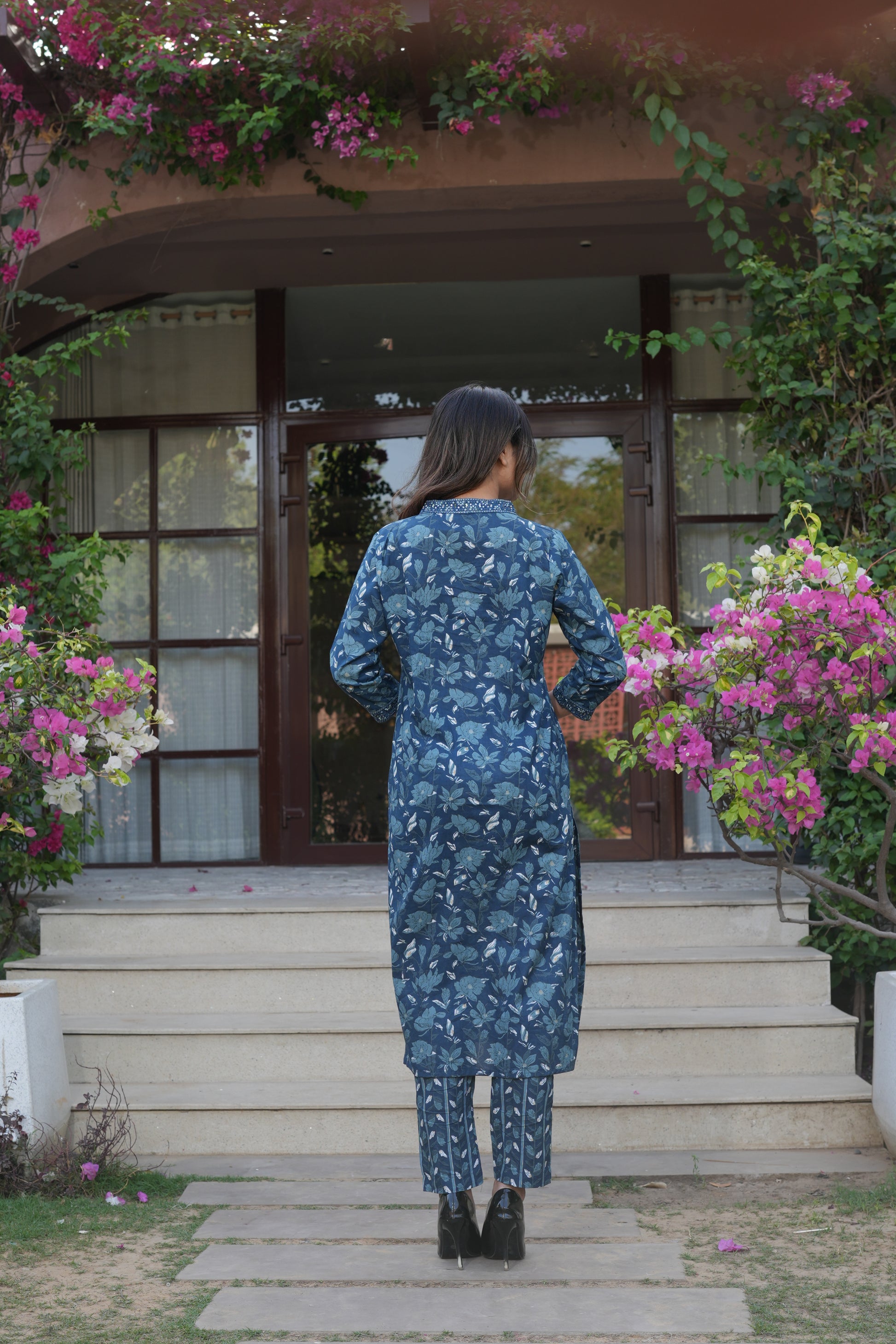 Deep Blue Floral Ethnic Set – Kurta, Pant & Dupatta