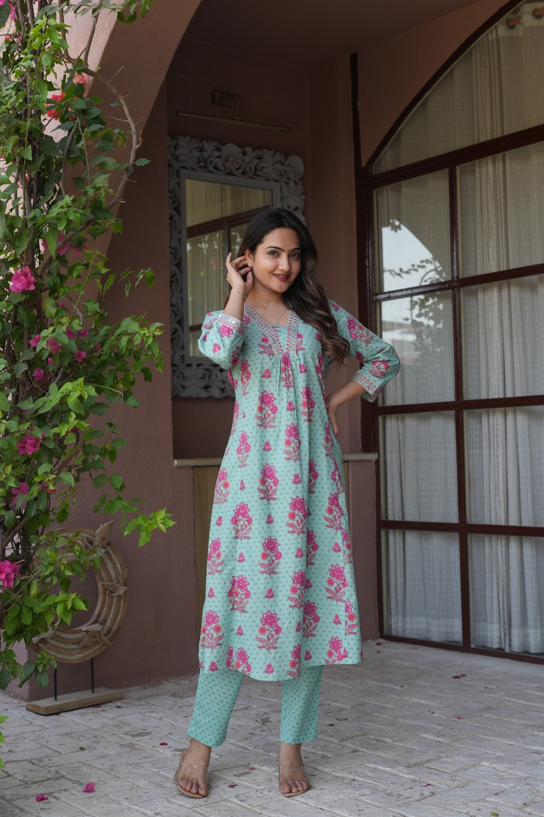 Mint Green Floral Ethnic Set – Kurta, Pant & Dupatta