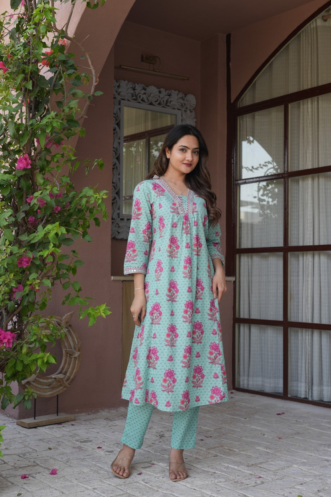 Mint Green Floral Ethnic Set – Kurta, Pant & Dupatta