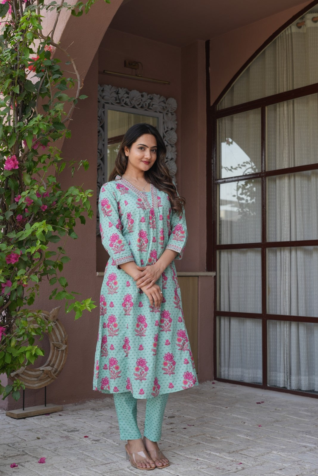 Mint Green Floral Ethnic Set – Kurta, Pant & Dupatta