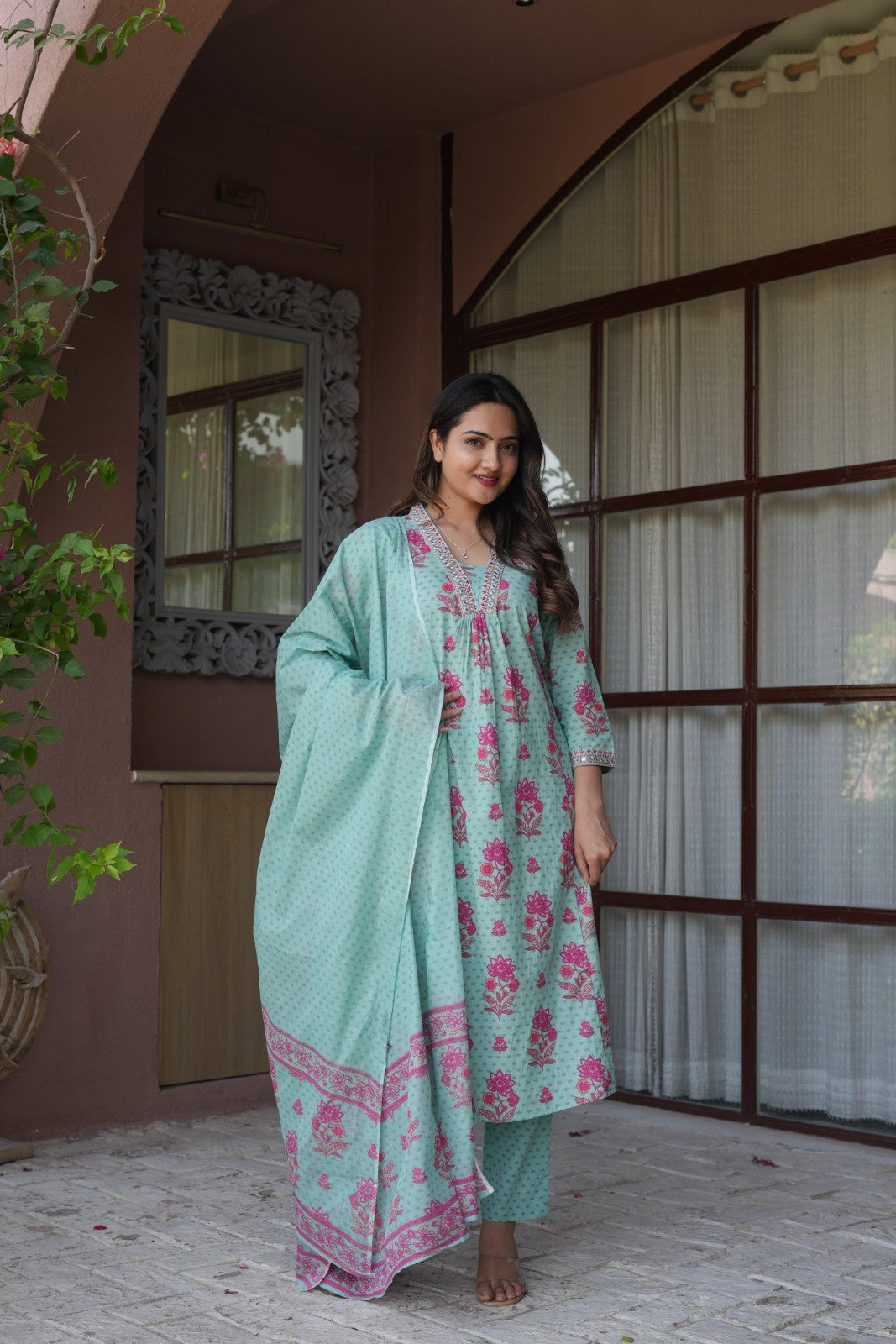 Mint Green Floral Ethnic Set – Kurta, Pant & Dupatta