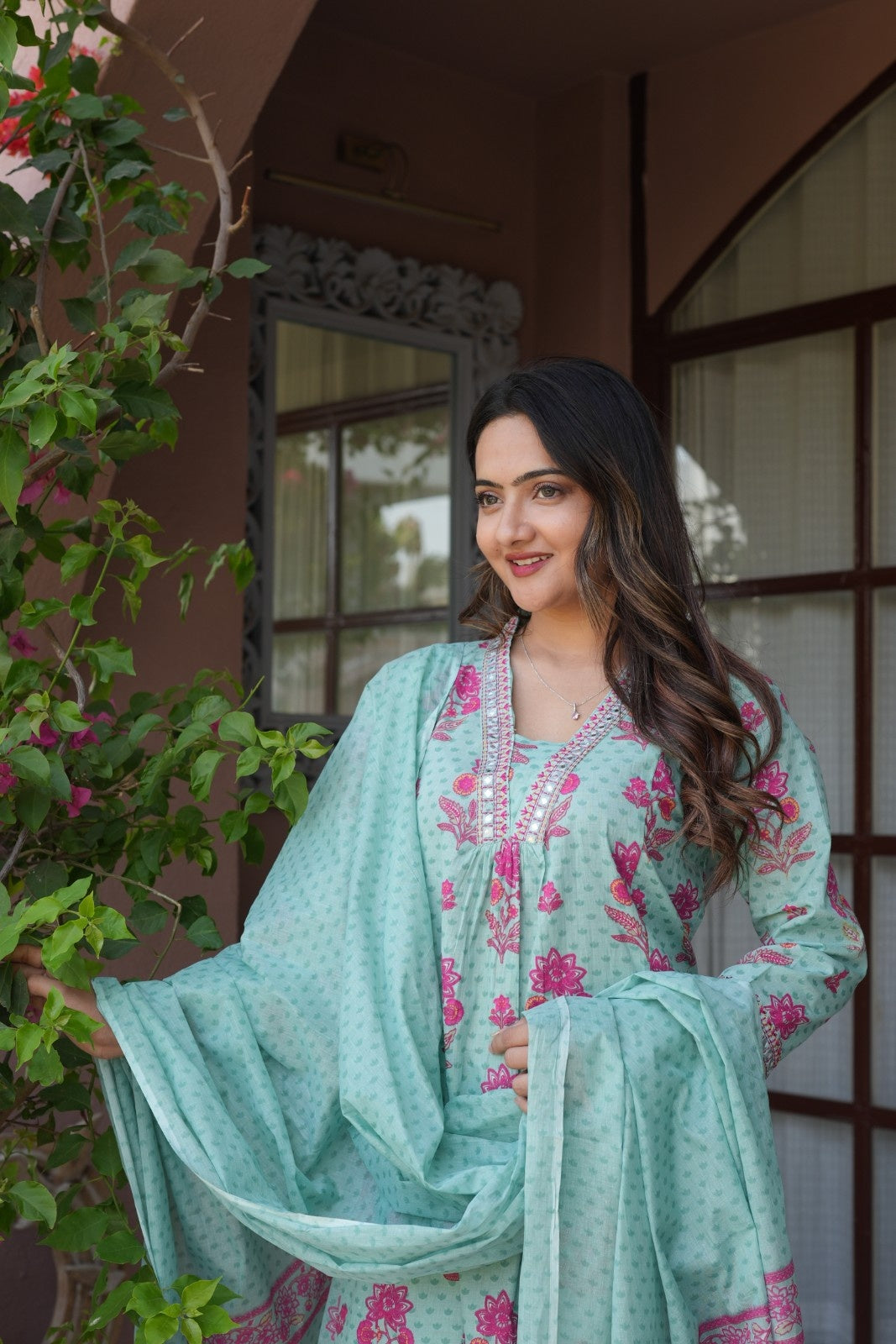 Mint Green Floral Ethnic Set – Kurta, Pant & Dupatta