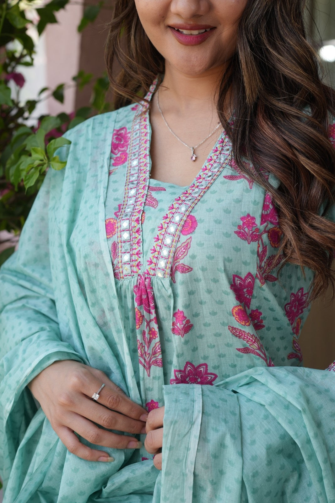 Mint Green Floral Ethnic Set – Kurta, Pant & Dupatta