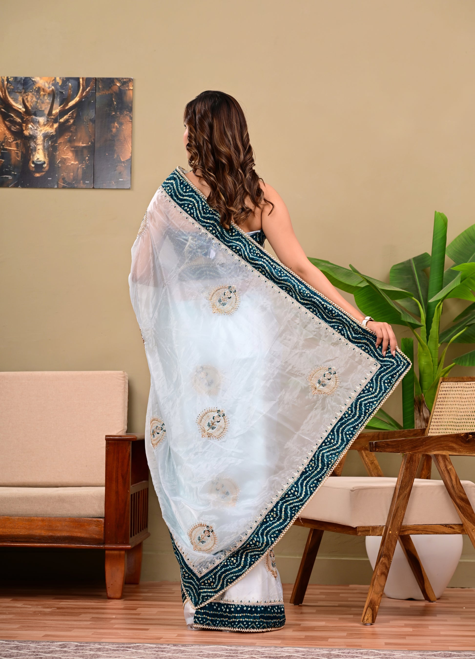 Full Saree Of Heavy quality  Tissue silk