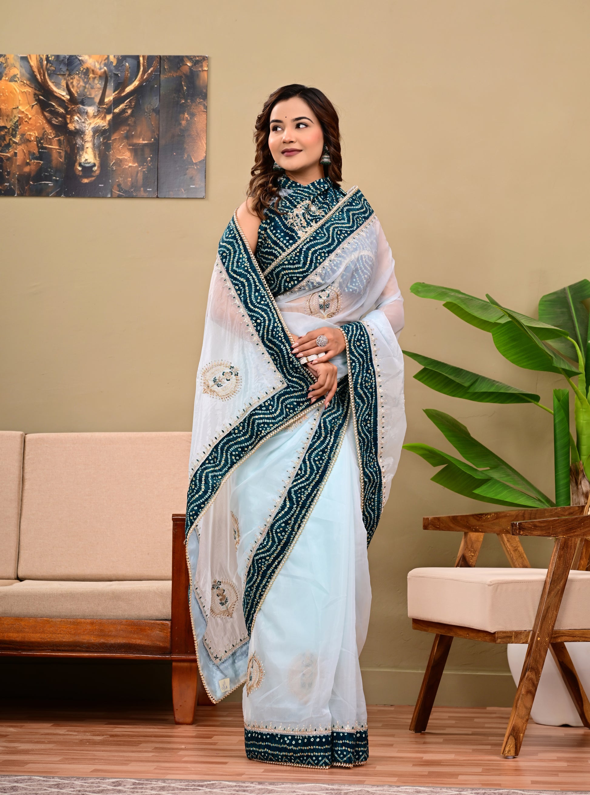 Full Saree Of Heavy quality  Tissue silk