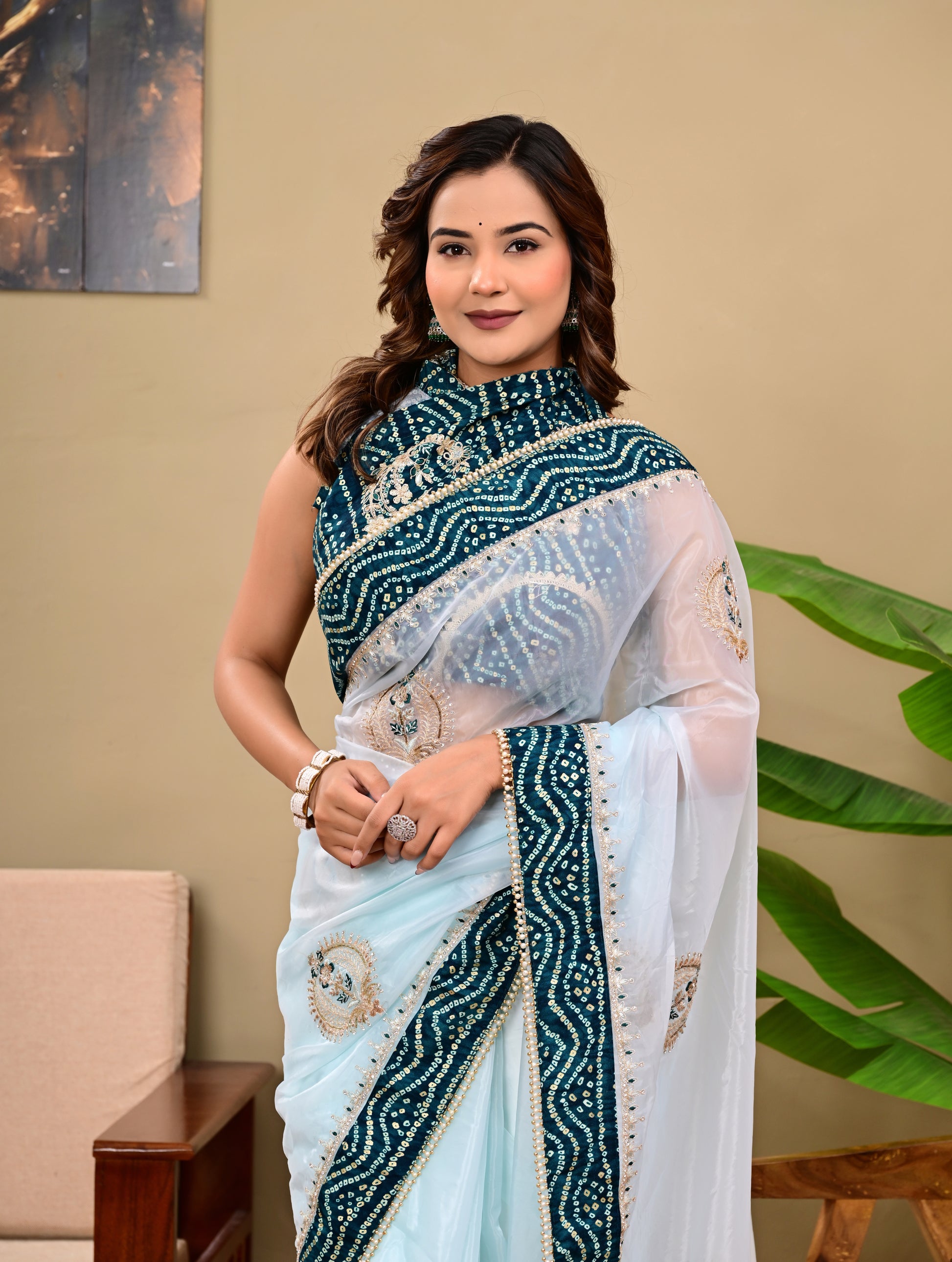 Full Saree Of Heavy quality  Tissue silk