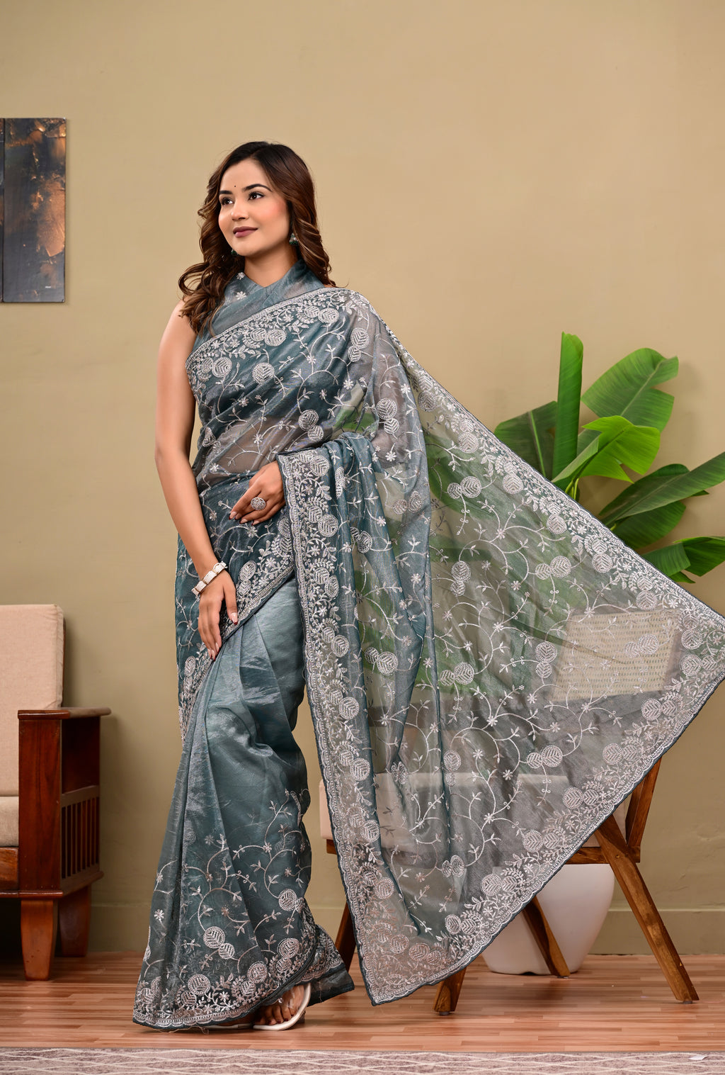 Full Saree Of Heavy quality  Tissue organza silk
