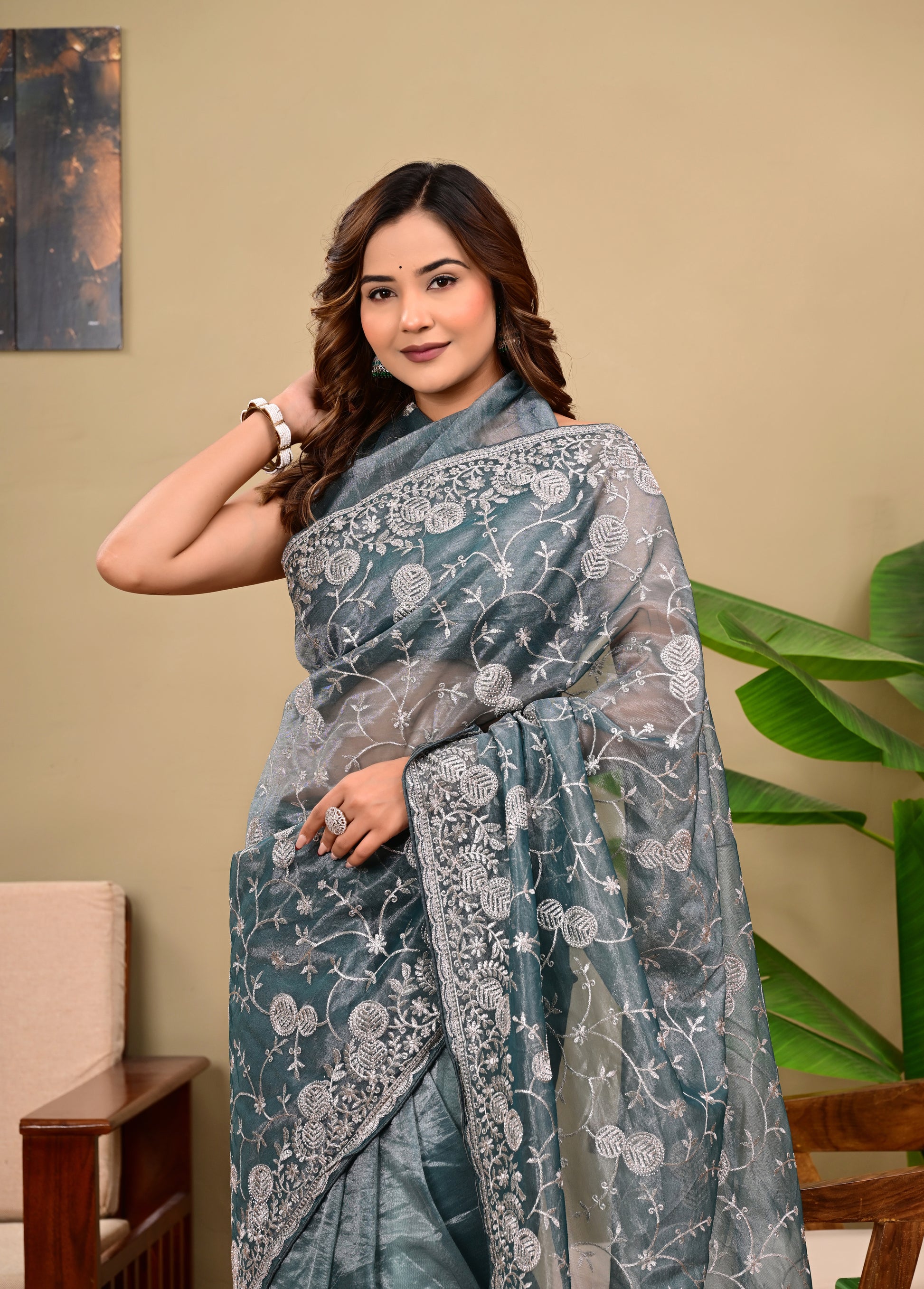 Full Saree Of Heavy quality  Tissue organza silk