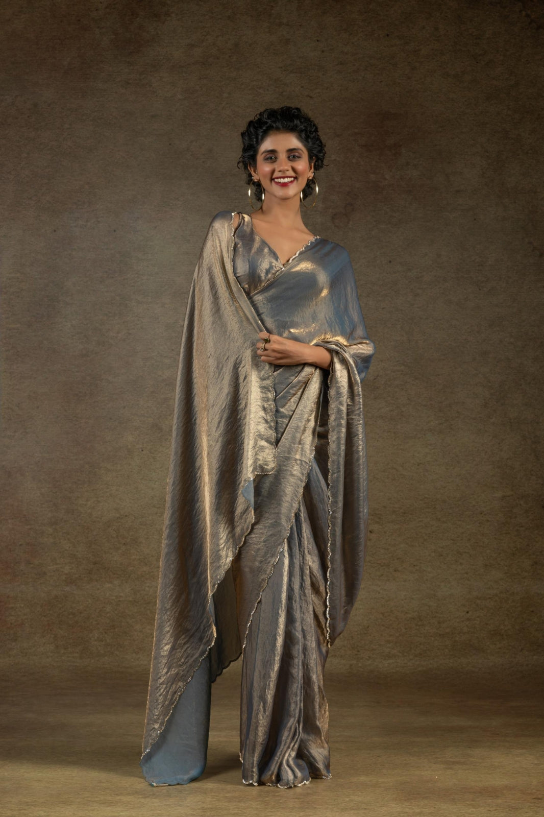 Trending Jarkhan Diamond Work Designer Saree – Space Silk | Desi Pardesi Creation