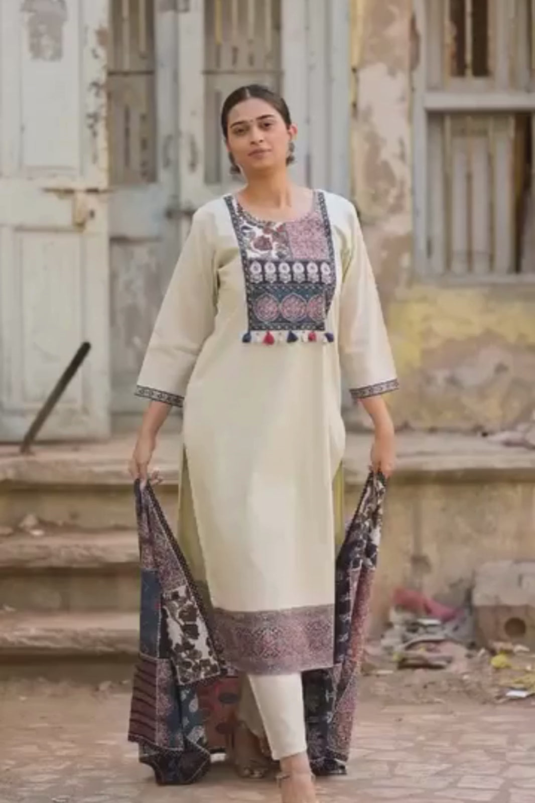 Designer Exclusive Roman Silk Suit Set